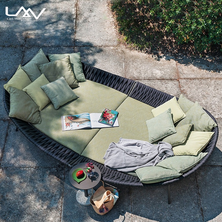 سرير نهاري حديث للحدائق الخارج - مراجعة Outdoor Daybed Furniture وسعره