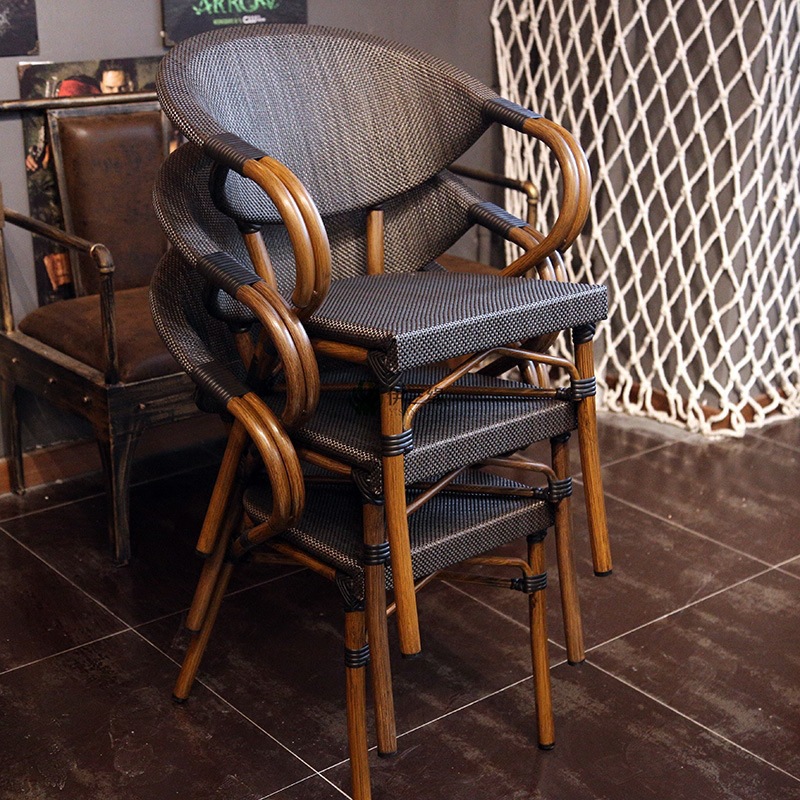 طقم طاولة وكراسي خارجية حديثة  - مراجعة Outdoor Furniture Table And Chairs وسعره
